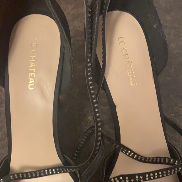 2 for 25$ LE CHÂTEAU- heels - Picture 3 of 4